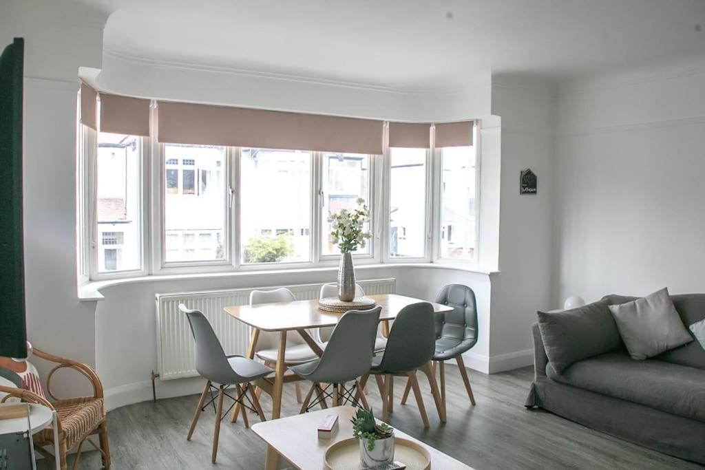 Apartmán Stylish Retreat In Leigh-On-Sea Southend-on-Sea Exteriér fotografie