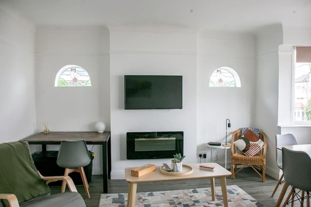 Apartmán Stylish Retreat In Leigh-On-Sea Southend-on-Sea Exteriér fotografie